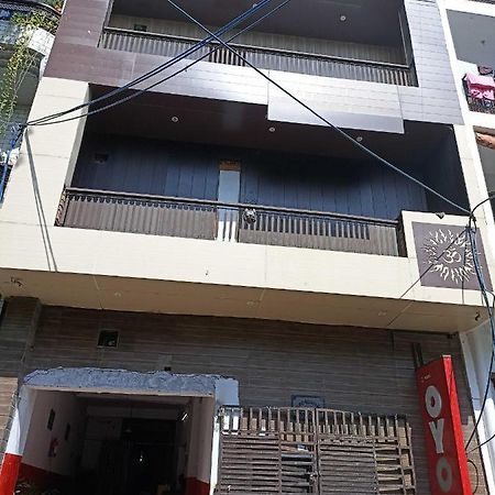 Hotel O Kl Khari Near Ashoka Park Mein Metro New Delhi Eksteriør bilde