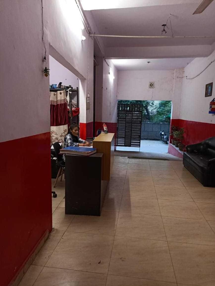 Hotel O Kl Khari Near Ashoka Park Mein Metro New Delhi Eksteriør bilde